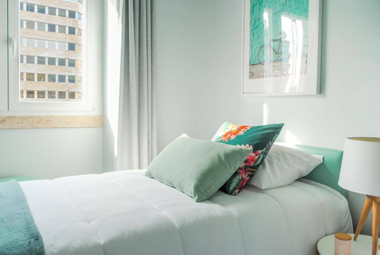 Nlc Rooms & Suites Lisbon Exterior photo